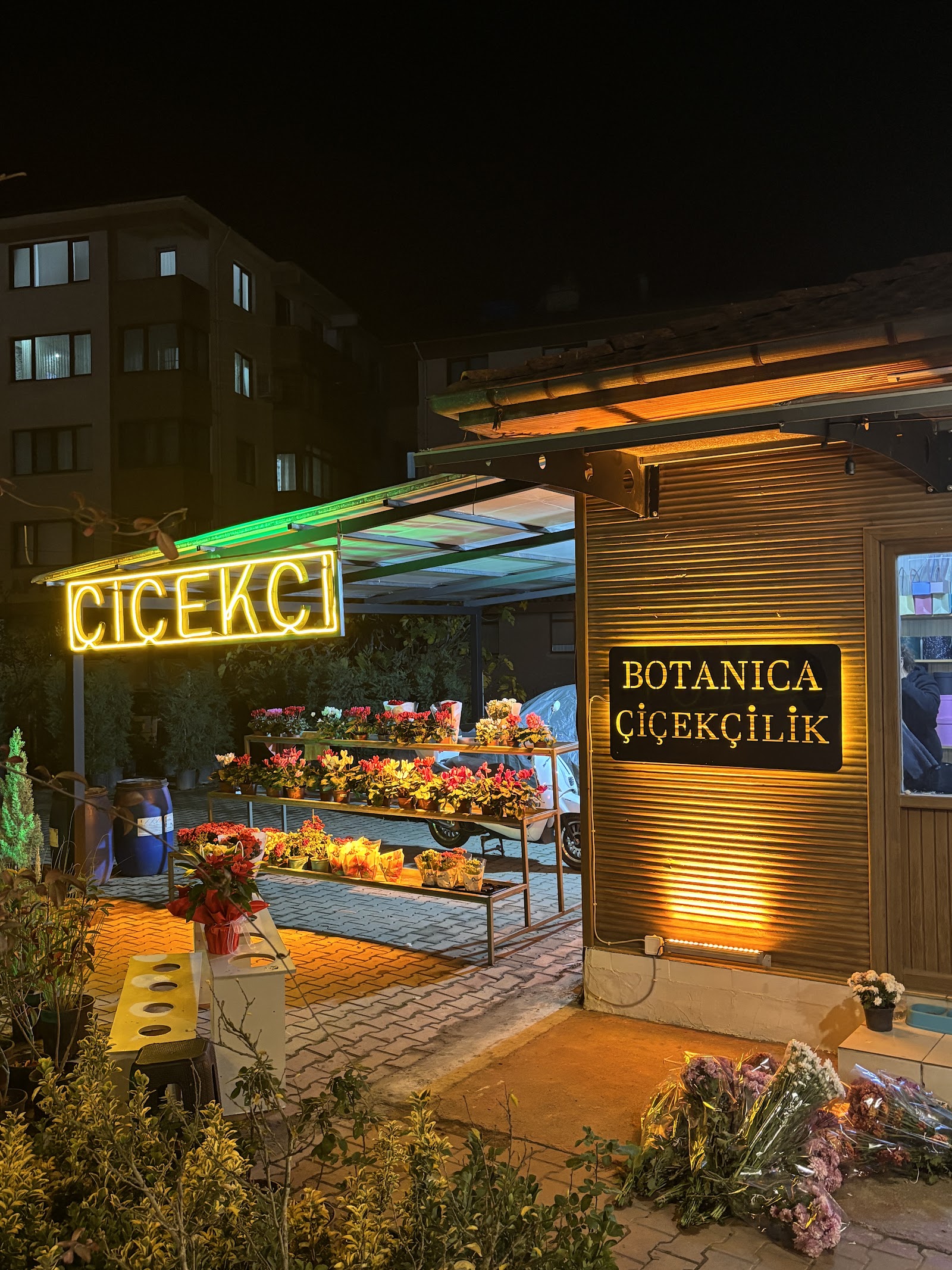 Botanica Sera Ve Çiçekçilik kır düğünü mekanı — Merkez