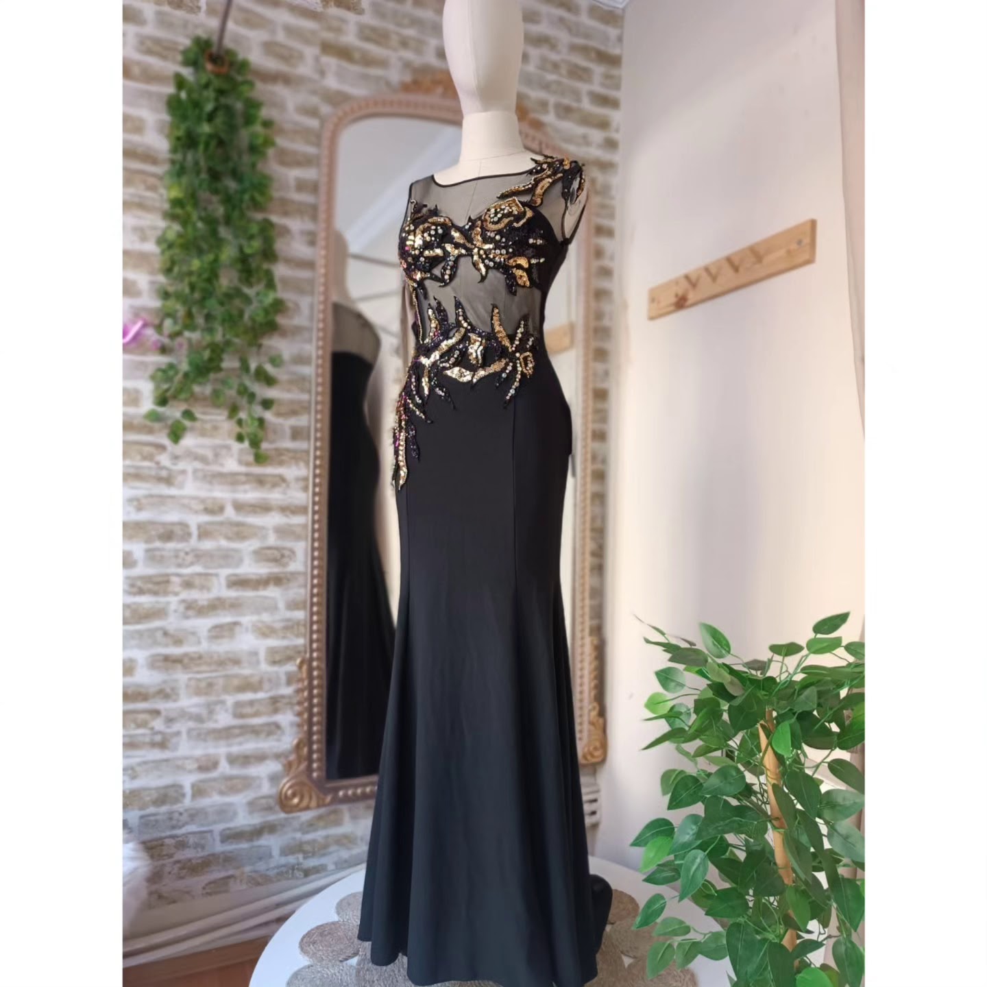 Buse Kara Fashion