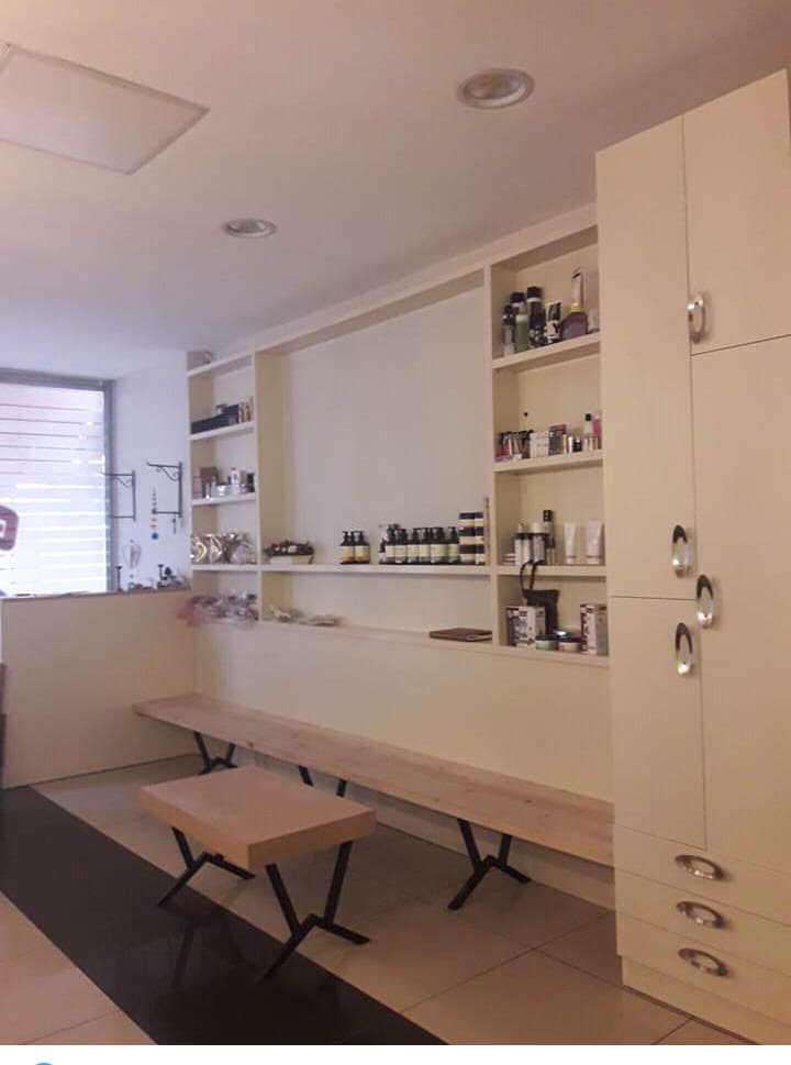 Gül Bayan Kuaför Güzellik Salonu - Gelin Saçı, Boya, Röfle, Makyaj