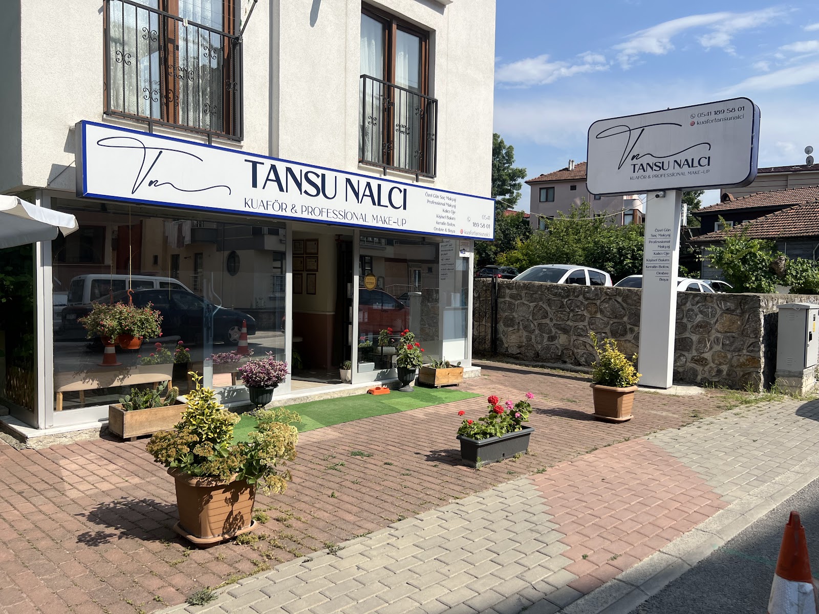 Tansu Nalcı Kuaför & Professional Make-Up kır düğünü mekanı — Merkez